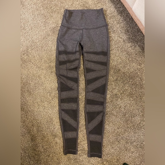 lululemon legging unique style - Picture 1 of 3